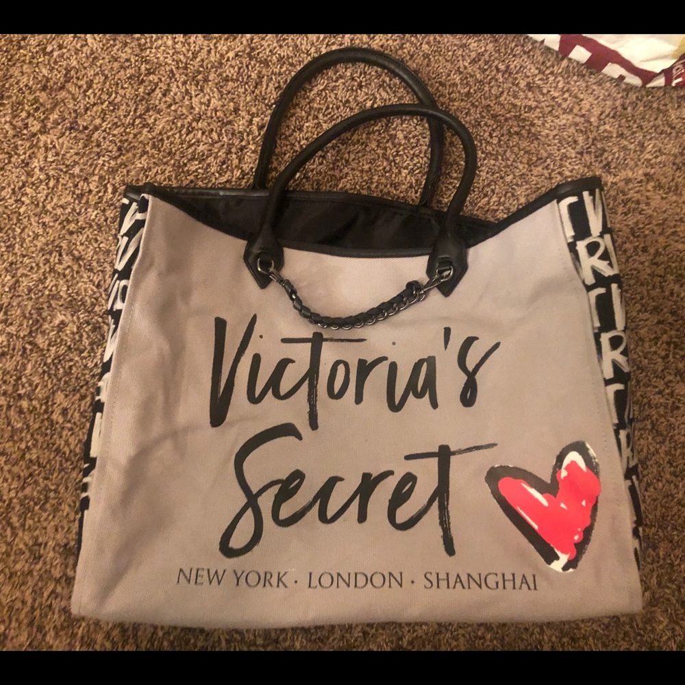 Victoria’s Secret Tote